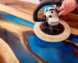 Stół zalewowy DIY: Stwórz arcydzieło z żywicy krok po kroku!