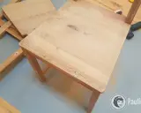 Jak odnowić krzesła z ekoskóry? Warto! Poradnik DIY krok po kroku